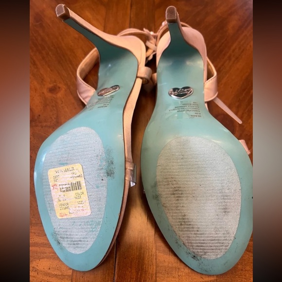 Betsey Johnson Pink Floral Heels - Picture 6 of 6